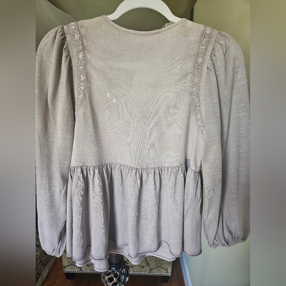 NWOT Lucky Brand embroidered blouse in rosewood - Picture 9 of 13